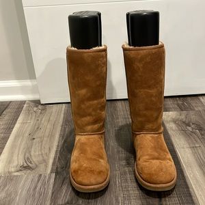 UGG classic tall size 7 chestnut color
